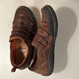 Earth Origin Hiking Shoes